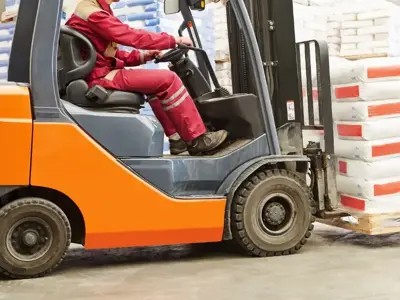sektorleregoreforkliftkullanimivesecimonerileri-copy.webp